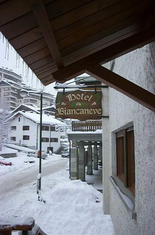 Hotel Biancaneve Oulx المظهر الخارجي الصورة