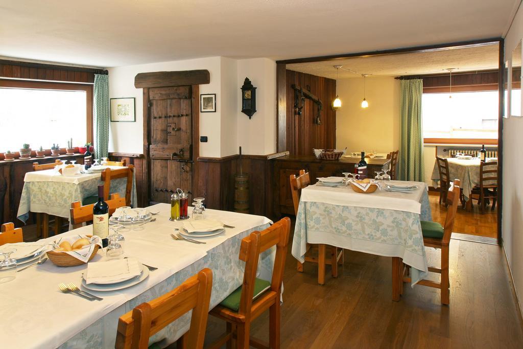 Hotel Biancaneve Oulx المظهر الخارجي الصورة